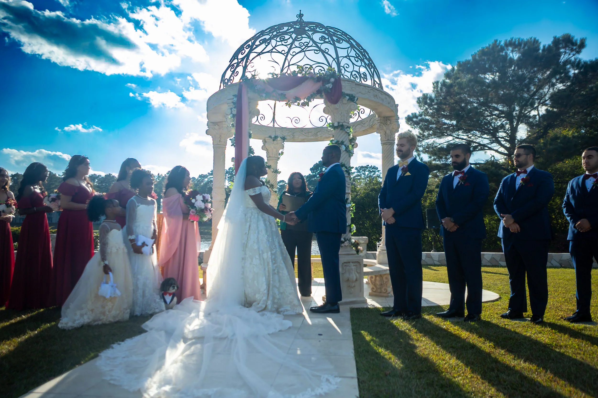Wedding couple portrait by Insomniatic Media