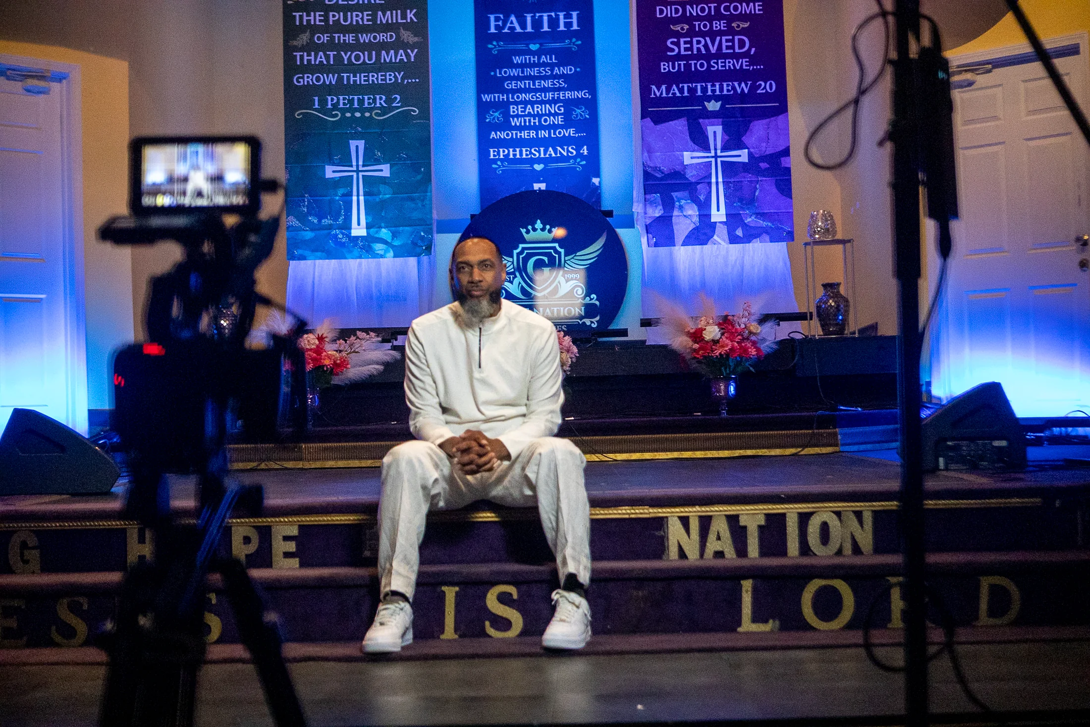 Documentary — Bishop-Dexter-B-Lamar-3558
