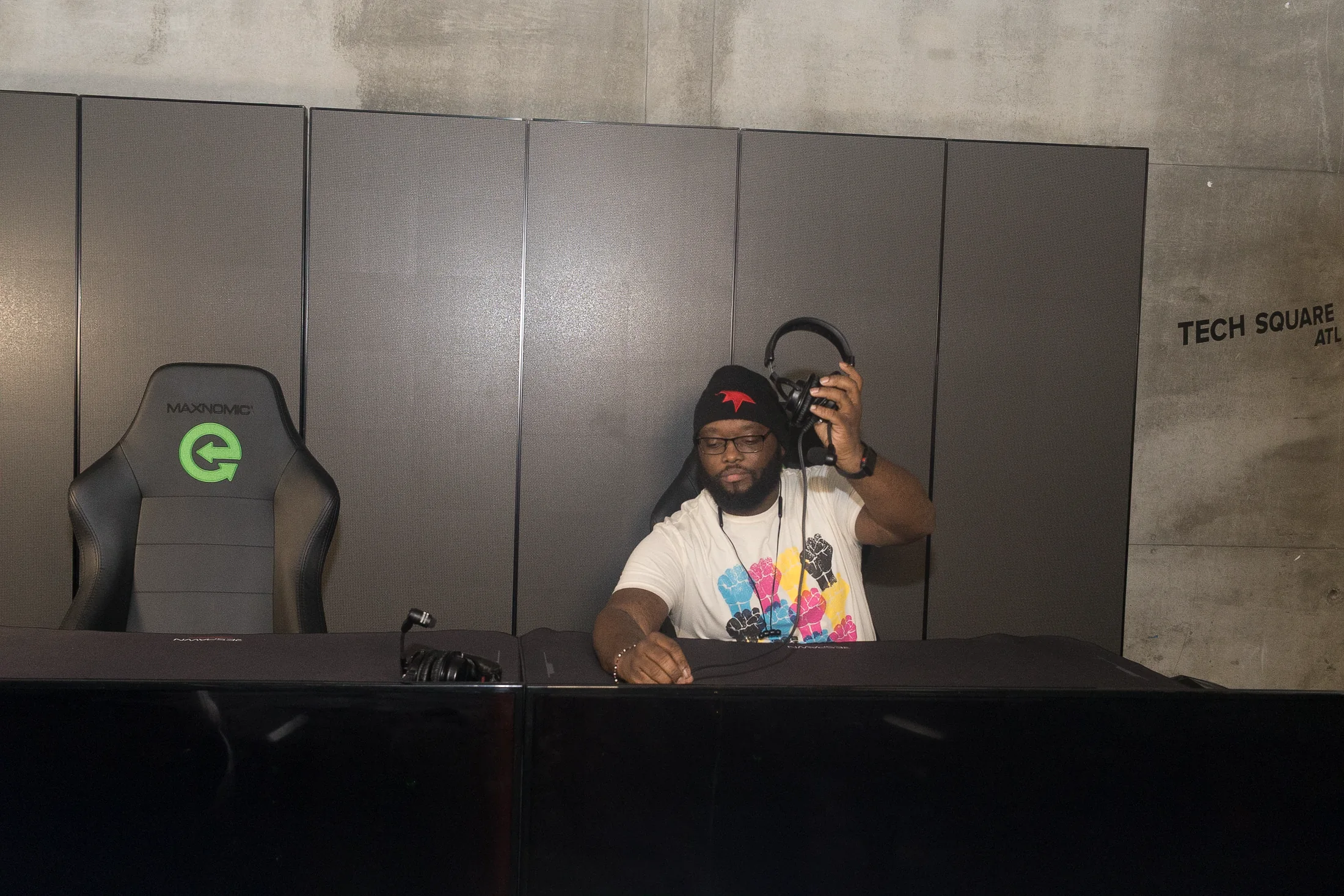 Live Stream Production — untitled-5600