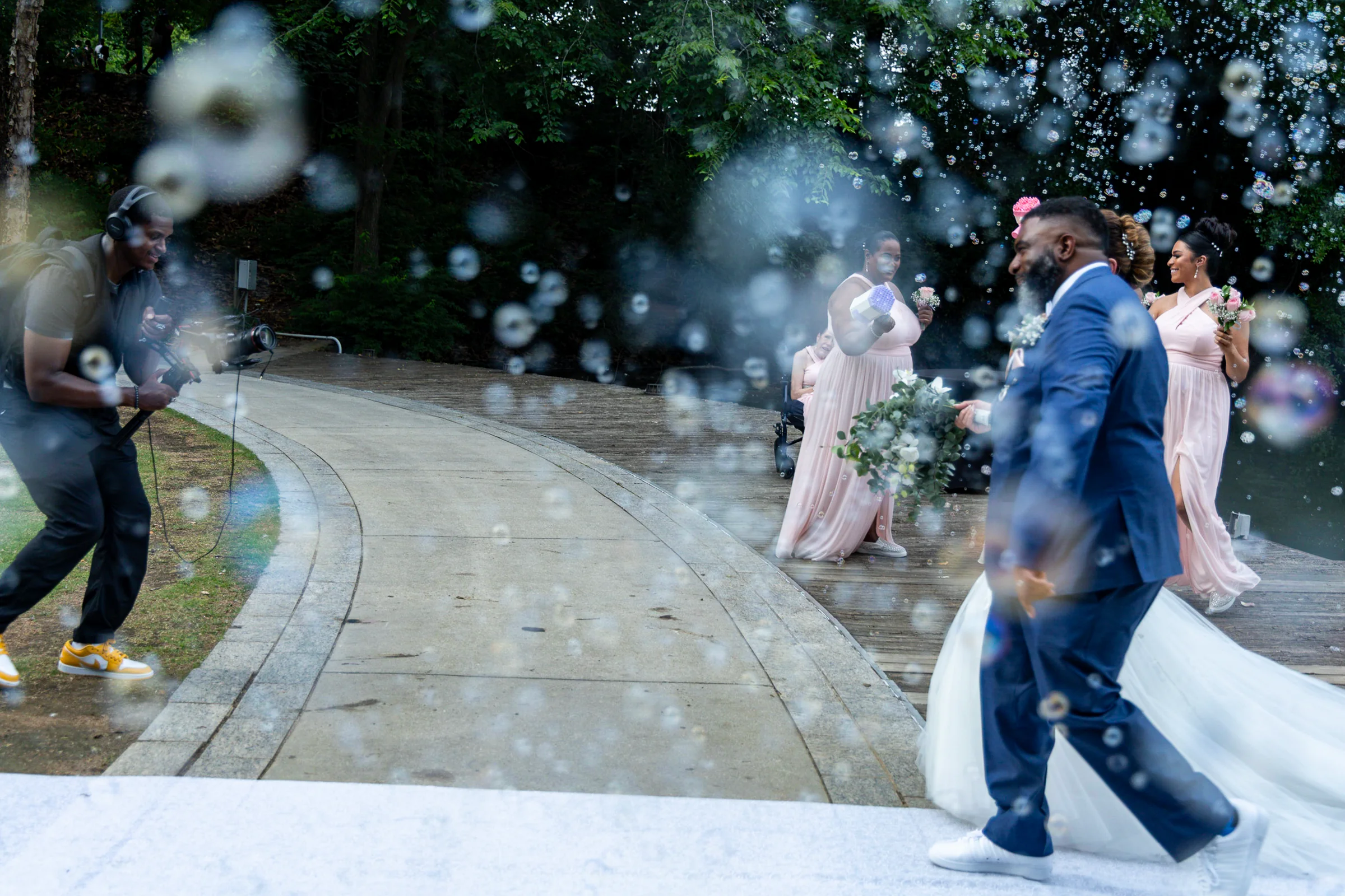 Wedding couple portrait by Insomniatic Media